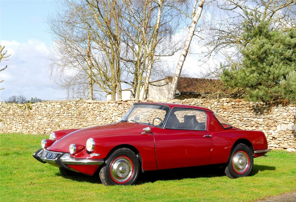 Salon Retromobile 2016 - wyjątkowe modele DS i SM